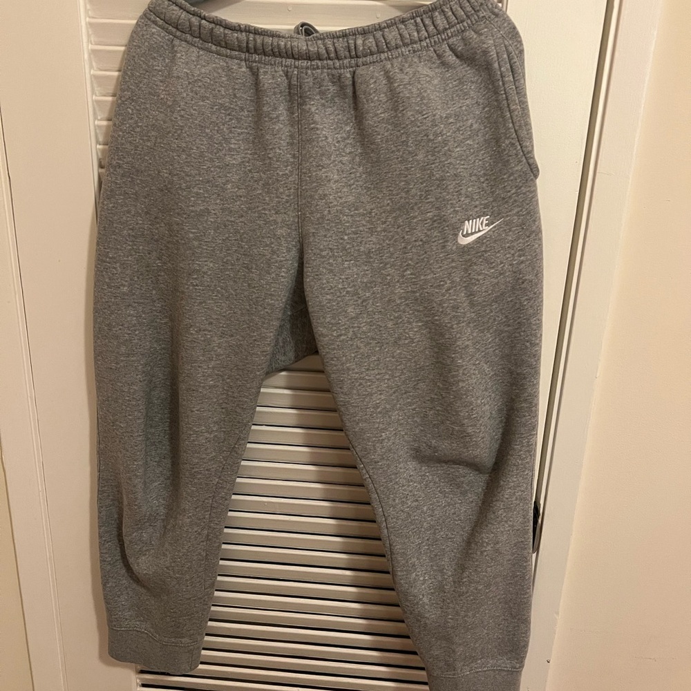 Nike Club Fleece